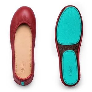Tieks leather ballet flat in red size 9